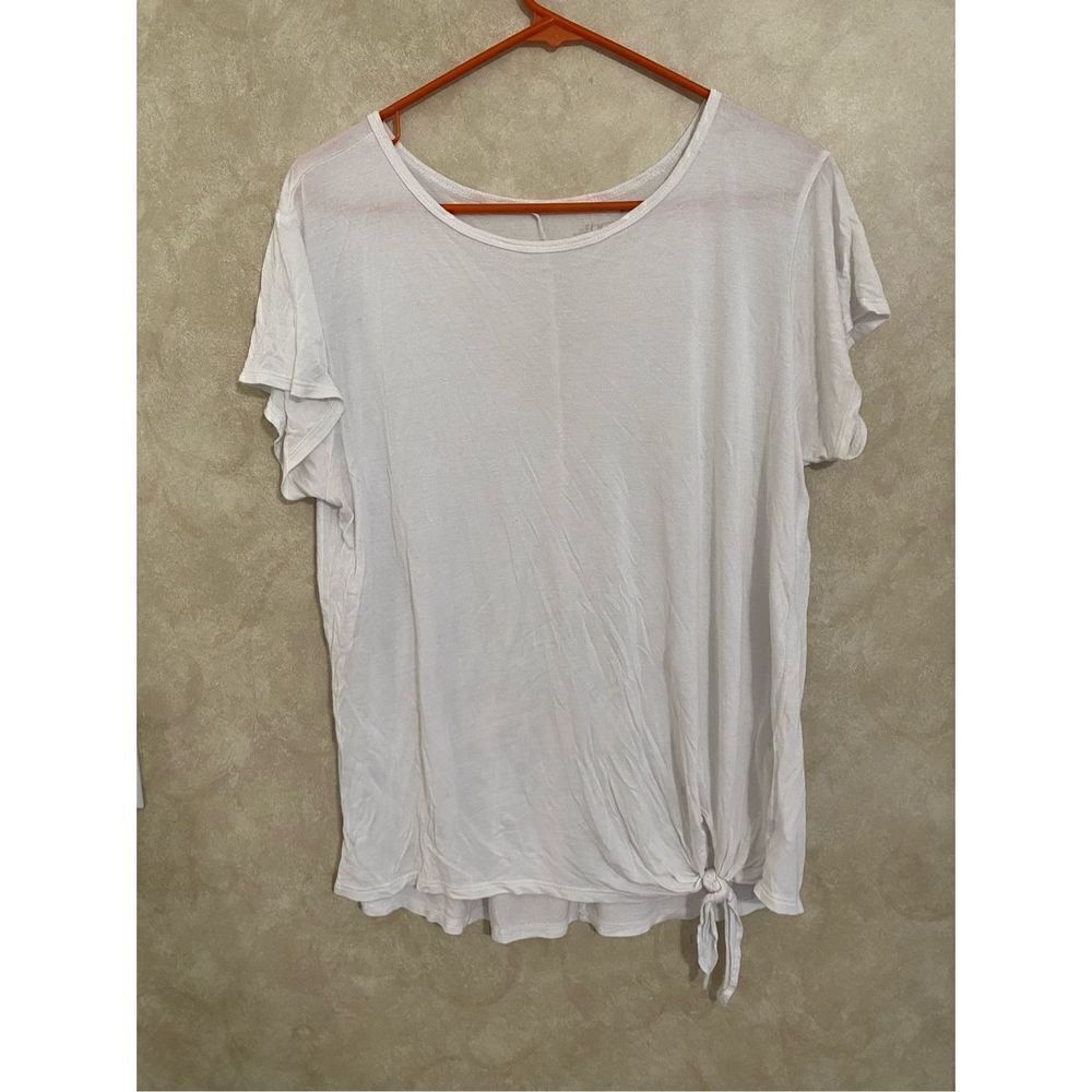 BCG Short Sleeve White Top With Tie Size Medium